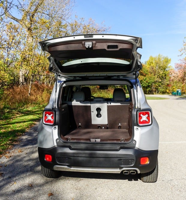 2015_jeep_renegade_limited_9