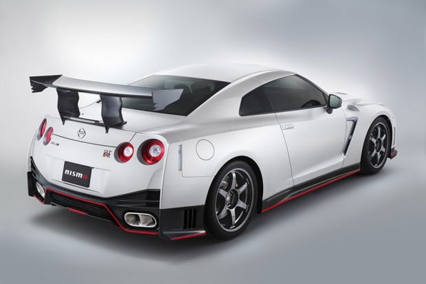 2016_gt_r_nismo_n_attack_2