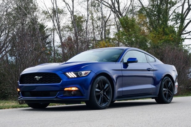 2015_ford_Mustang_ecoboost_7