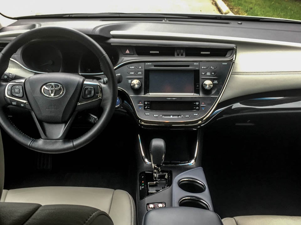 Review 2015 Toyota Avalon Hybrid Xle Premium