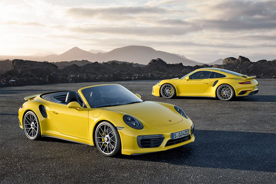 2017 Porsche 911 Turbo S Hits 60mph in 2.8 Seconds