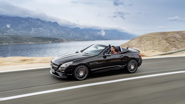 2017 Mercedes-Benz SLC 300 / AMG SLC 43