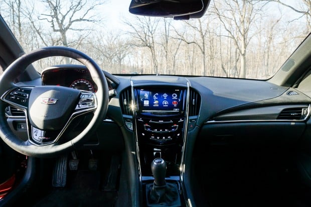 2016_cadillac_ats_v_review_12