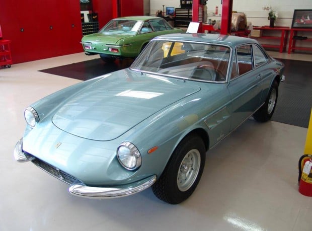 1967-ferrari-330GTC_3