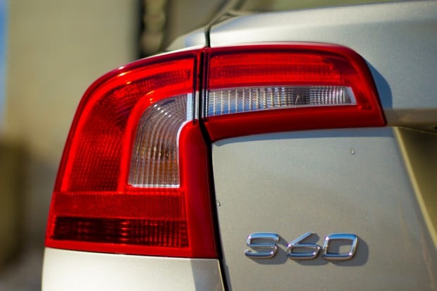 2016_Volvo_S60_T5_5