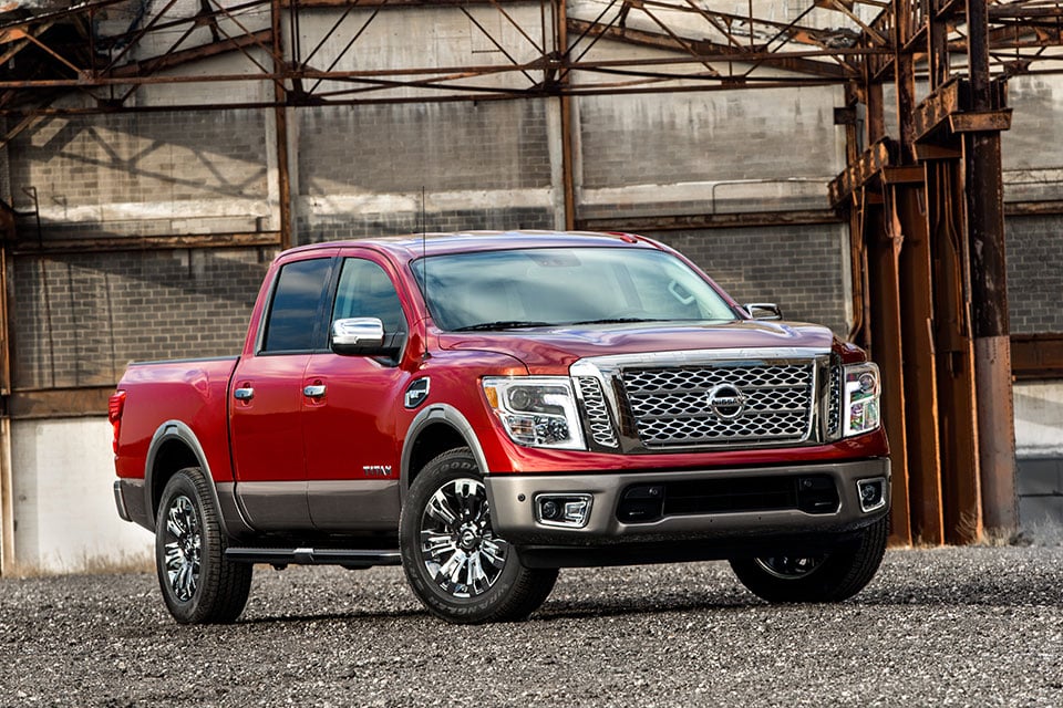 2017 Nissan Titan Half-Ton Truck Details Revealed