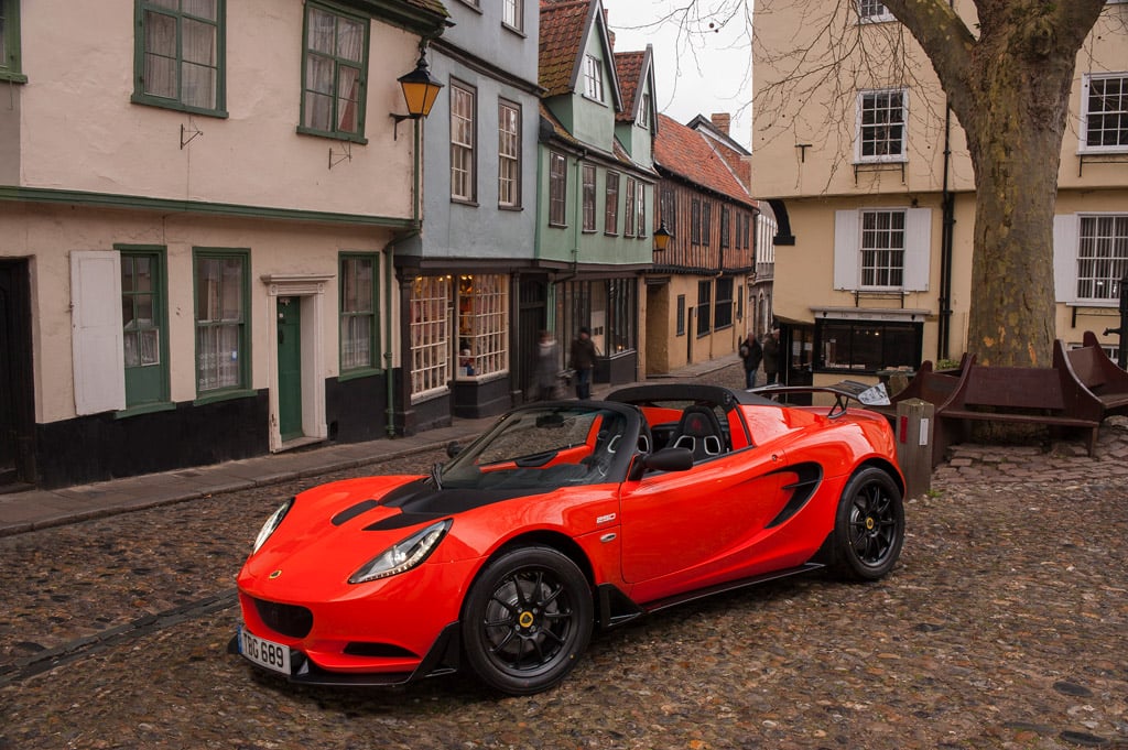 Lotus Elise Cup 250 Packs 243hp into 2000lb Package