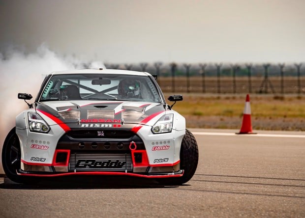 nissan-gtr-drift_4