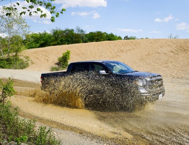 2016_toyota_tundra_trd_pro_8