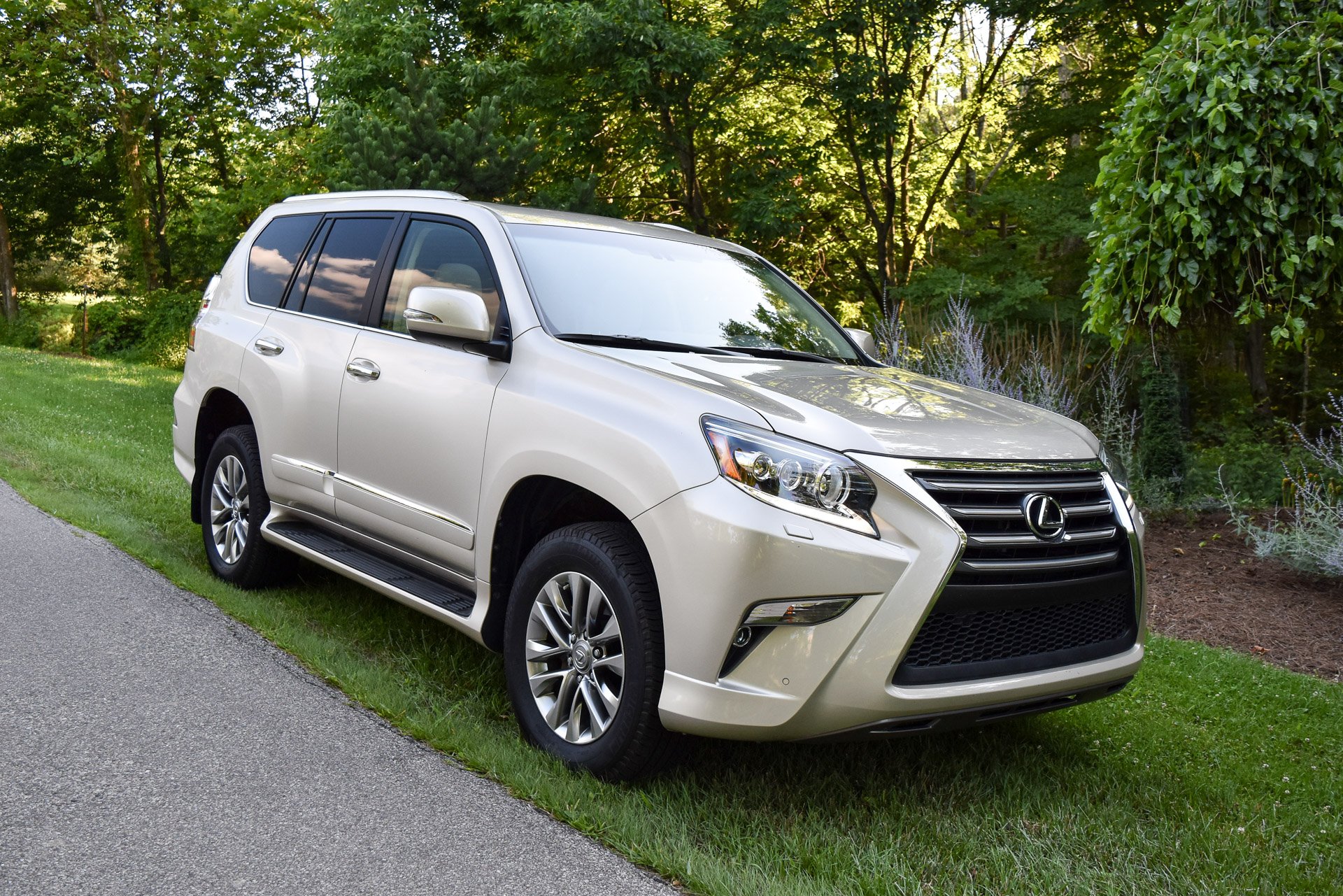 Lexus gx460 объем бака