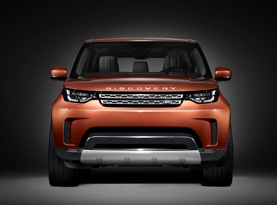 New Land Rover Discovery Teased, Looks Great