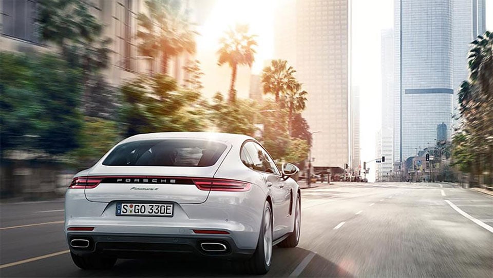 Porsche Panamera 4 E-Hybrid Packs Green-ish Punch