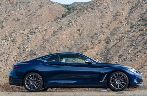 2017_infiniti_q60_red_sport_400_12