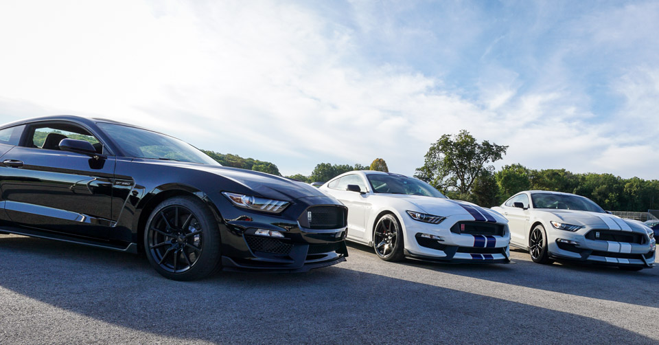 Shelby GT350 May Get a Flappy Paddle Dual-Clutch Transmission