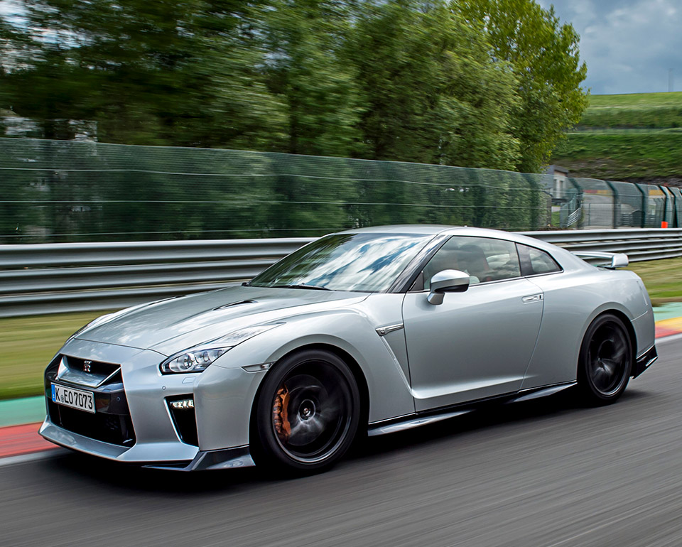 2017 Nissan GT-R Buyers Get a Free Track Day