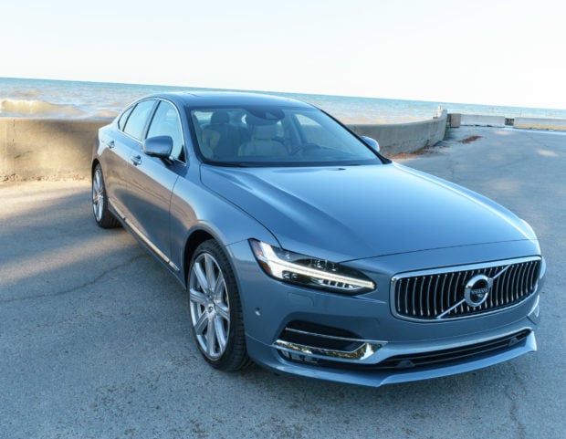 2017_volvo_s90_95o_4