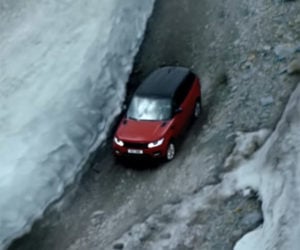 Ben Collins Drives a Range Rover Sport Down the Inferno
