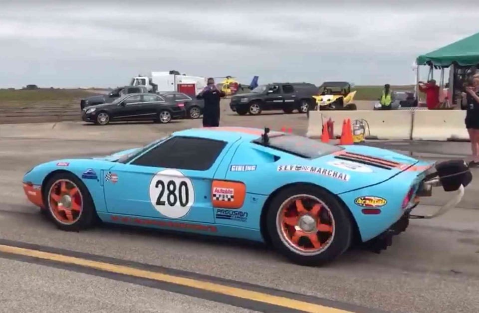 2006 Ford GT Does World’s Fastest Standing Mile