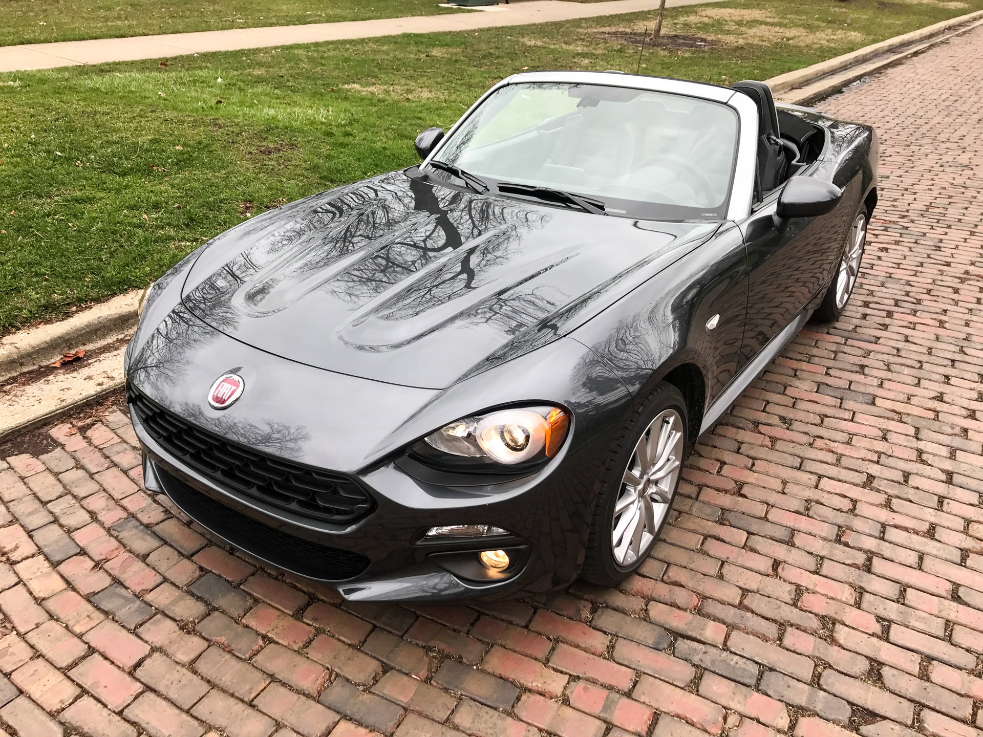 2017 FIAT 124 Spider Lusso Review