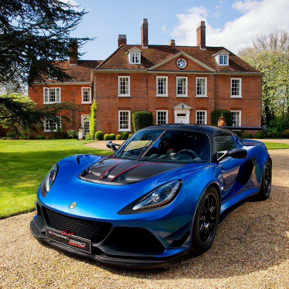 Lotus Exige Cup 380: A Lady in the Streets and a Freak on the Track