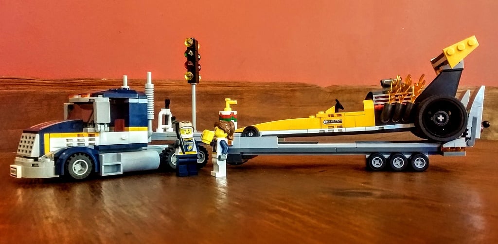 LEGO Dragster Kit Review: One Outstanding Unbranded Build