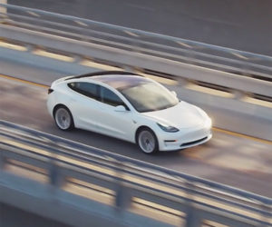 Tesla Delivers First Handful of Model 3 EVs