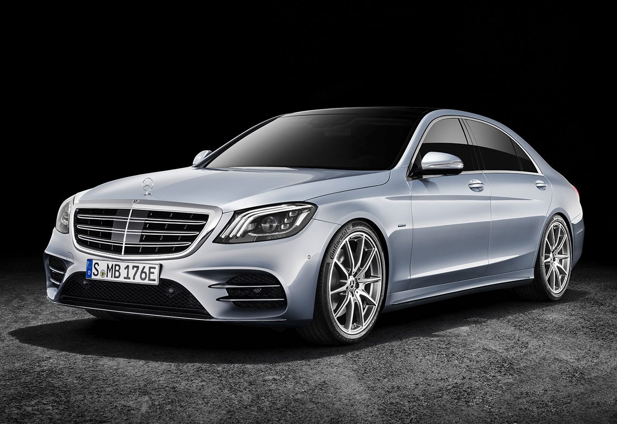 2019 Mercedes-Benz S560e: A Plug-in Hybrid Luxury Sedan