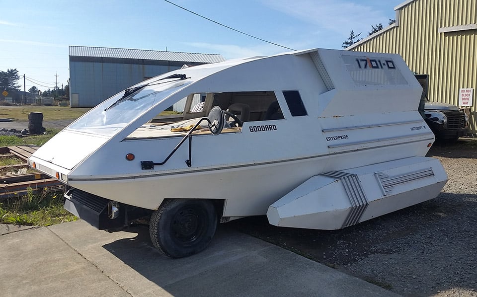 This Star Trek Shuttlecraft Car Is the Best Use of a Minivan Ever