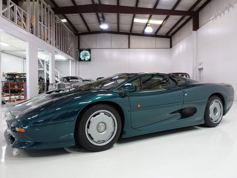 This Rare 1994 Jaguar XJ220 Can Be Yours… for Half a Million Dollars