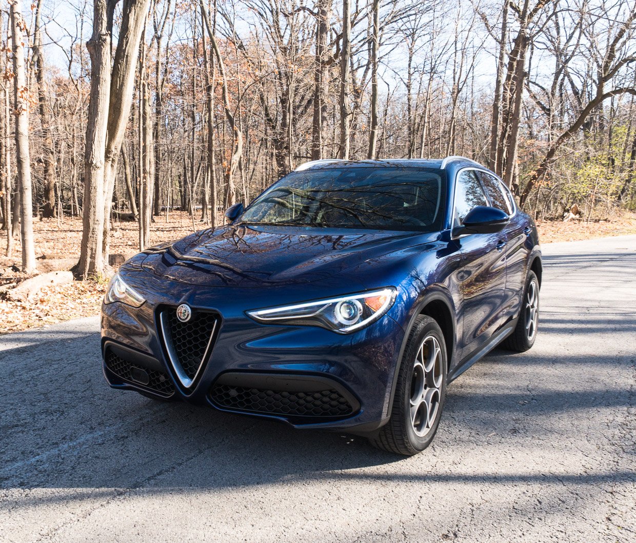 2018 Alfa Romeo Stelvio Review: A Beautiful Blue Italian