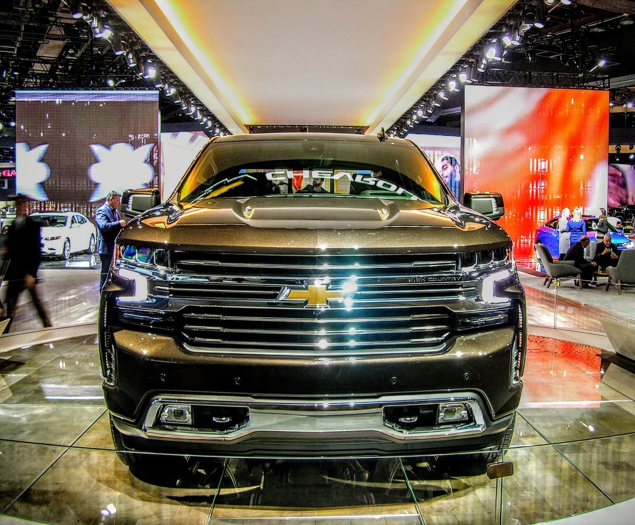 10 Things You Need to Know About the New Chevy Silverado