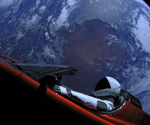 Elon Musk’s Tesla Roadster Launched into Orbit
