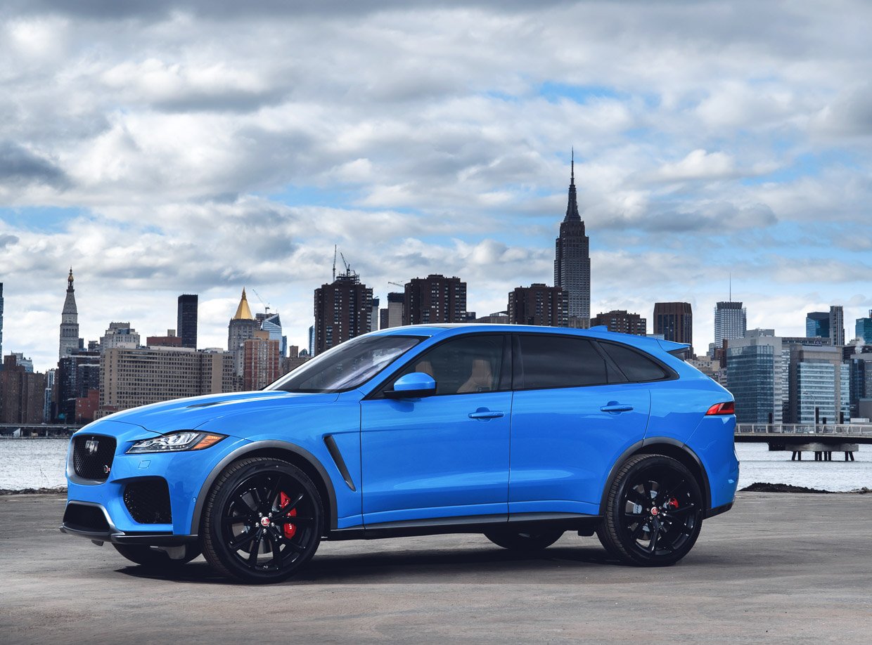 Jaguar Stuffs Its Supercharged V8 into the F-PACE SVR