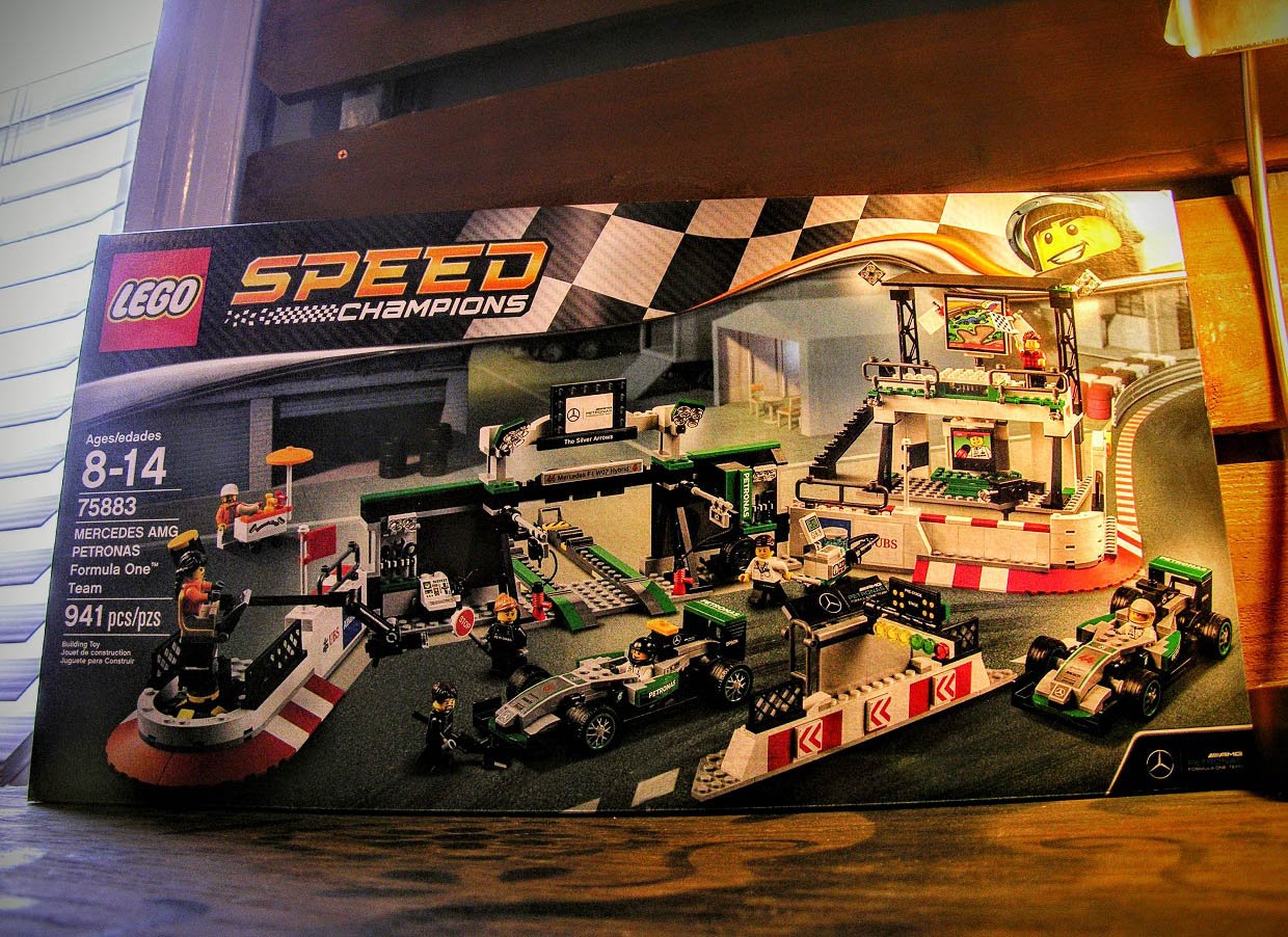 Mercedes-AMG Petronas F1 Paddock LEGO Kit Review: One Heavy Build