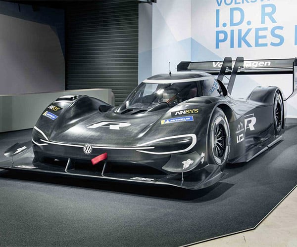 Official Pics of VW’s Carbon Fiber Pikes Peak Bruiser Debut