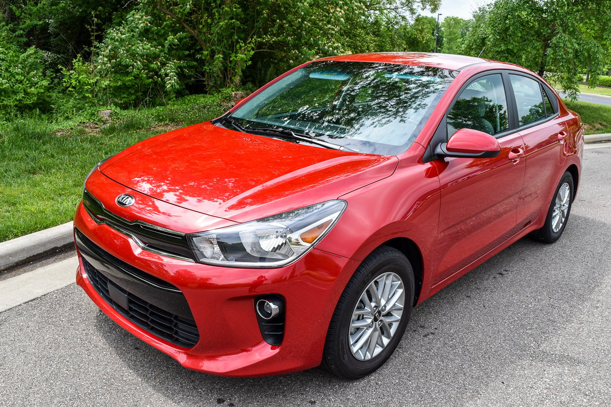 massefylde løg udløser 2018 Kia Rio Review: A Peppy Subcompact Packs Great Value