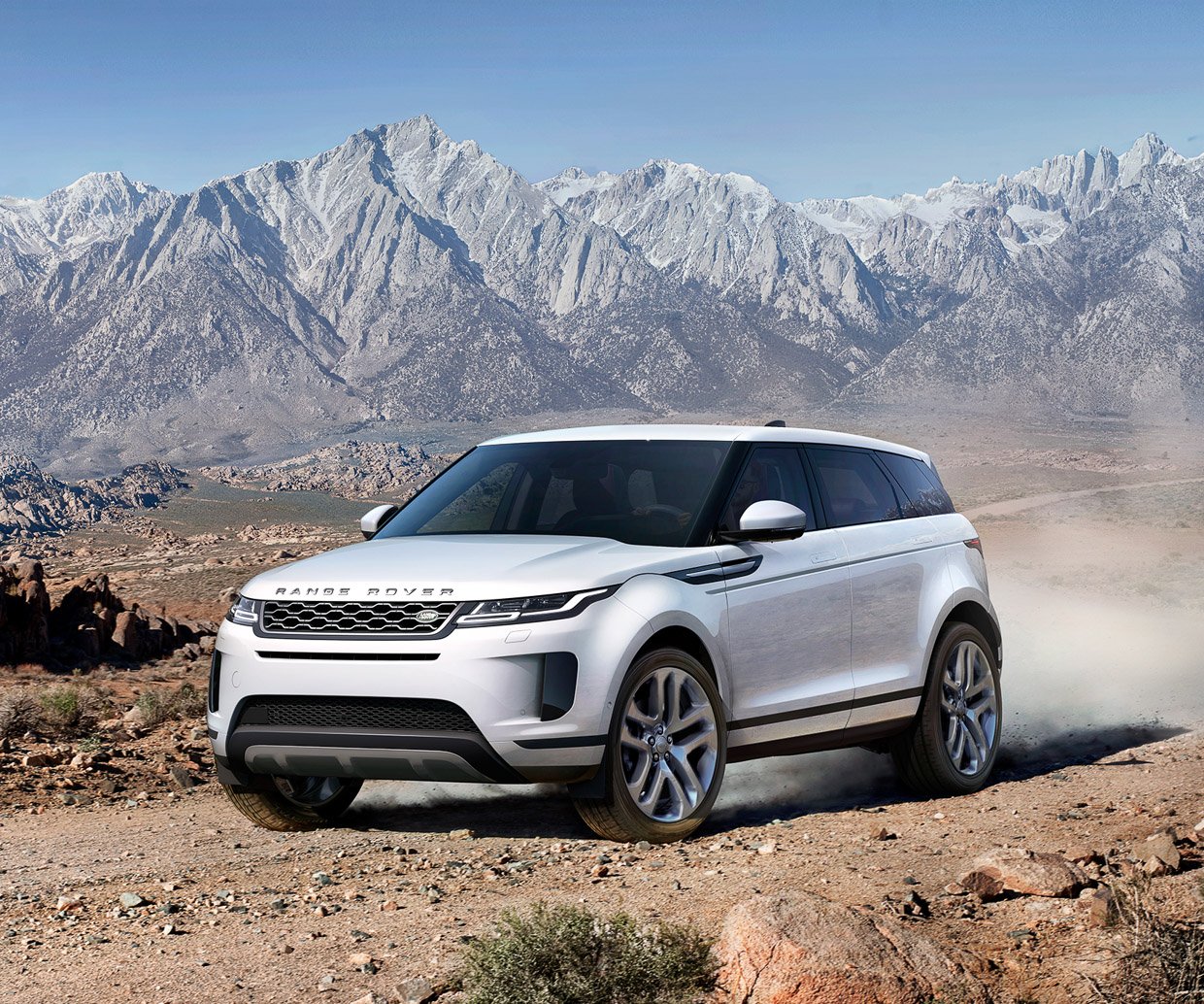 2020 Range Rover Evoque Keeps What Works, Improves Upon It