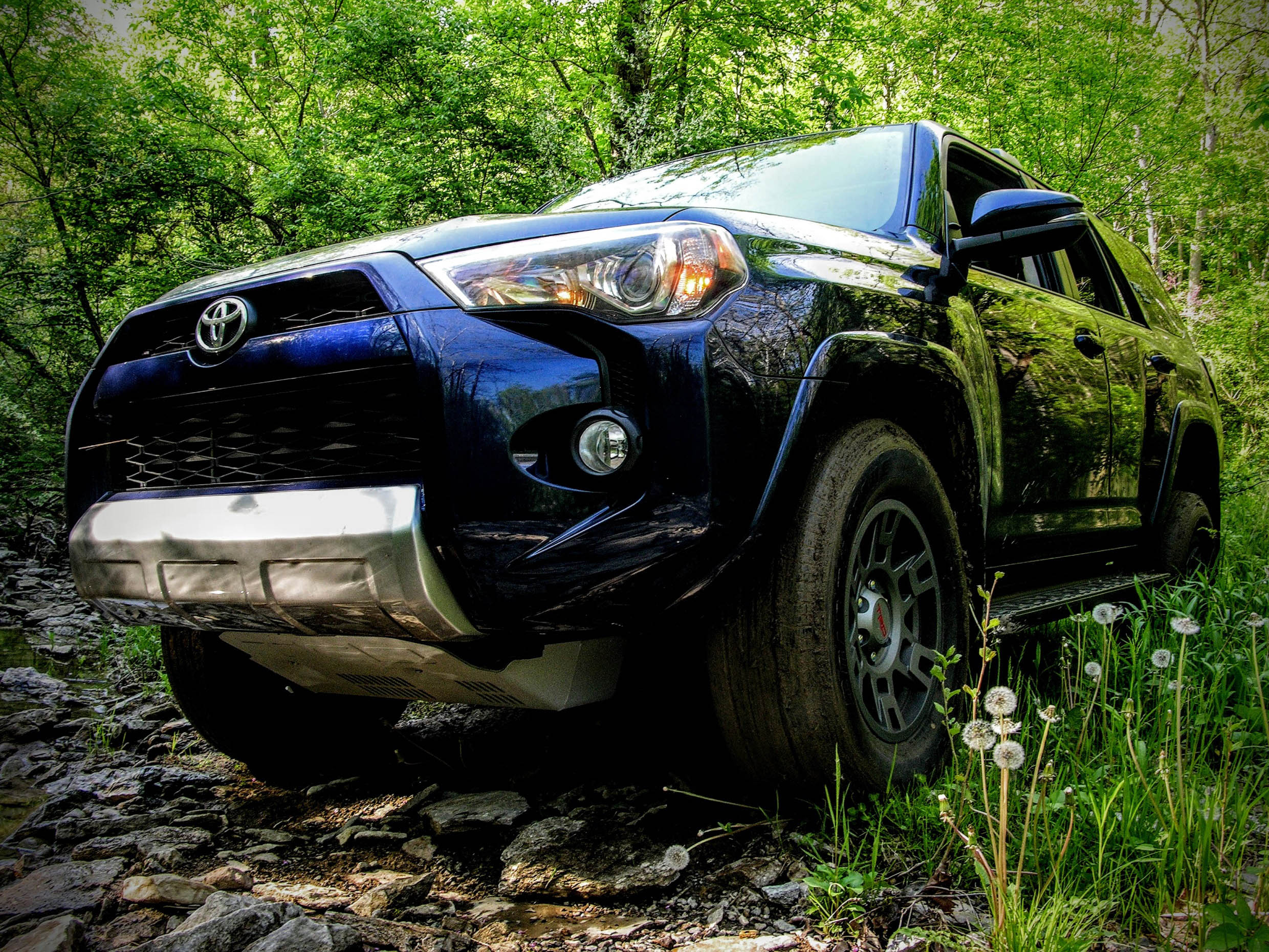 18 Toyota 4runner Trd Off Road Premium Review A 4x4 Classic