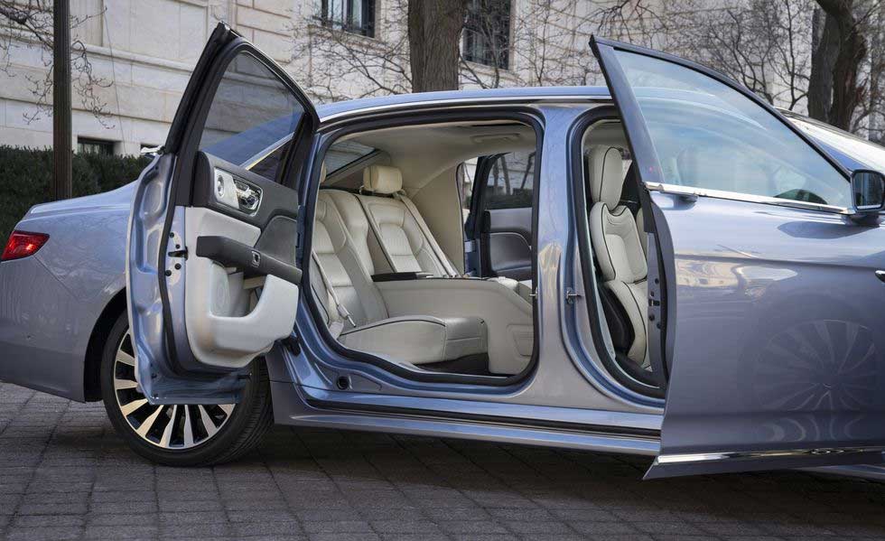 2019 Lincoln Continental Coach Door Edition Revealed