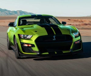 Grabber Lime Ford Shelby GT500 Has Us Green with Envy