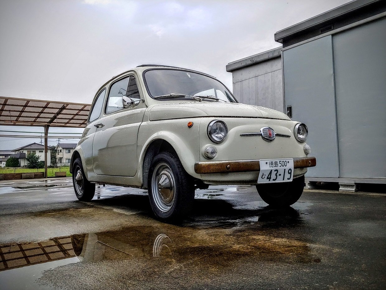 Carspotting Japan: Classic Fiat Nuova 500