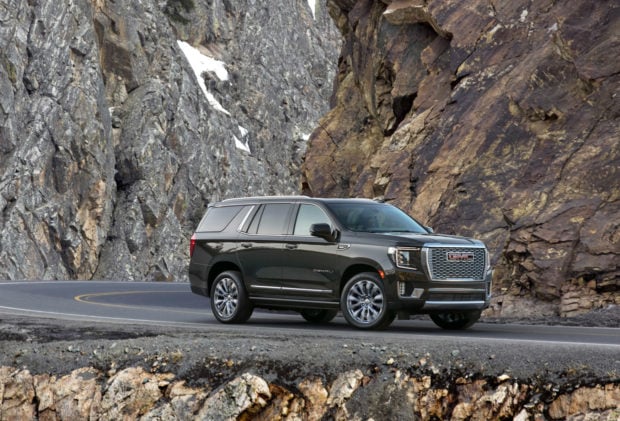 2021 gmc yukon breaks cover in colorado