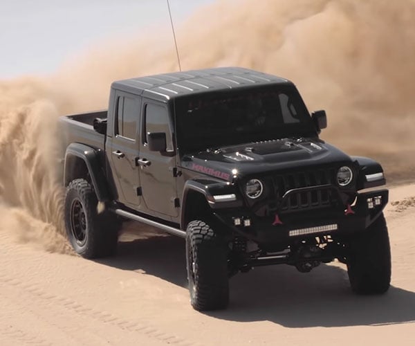 Watch Hennessey’s Maximus 1000 Jeep Gladiator Tear Up the Desert