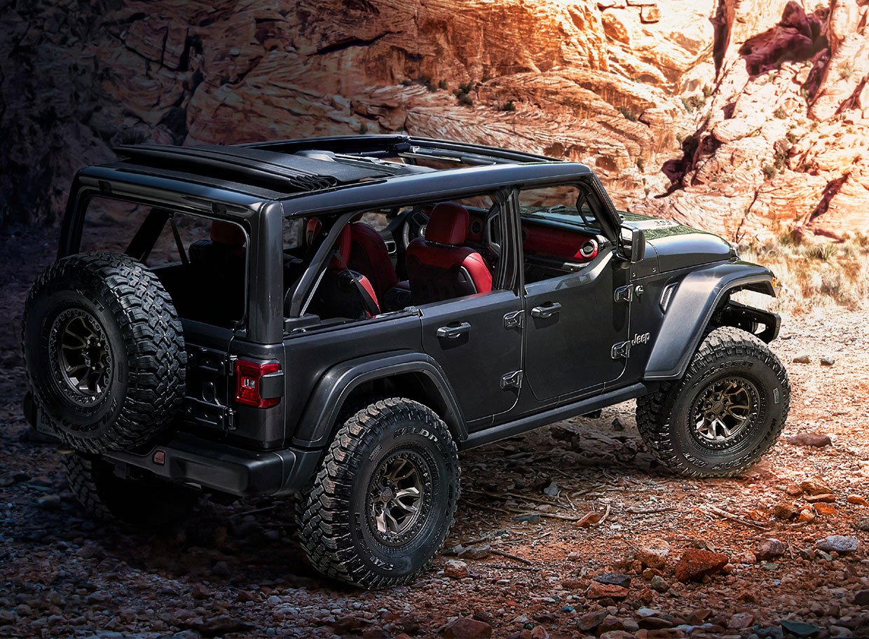 Jeep Wrangler Rubicon 392 Concept Crams a V8 into our Favorite Brick