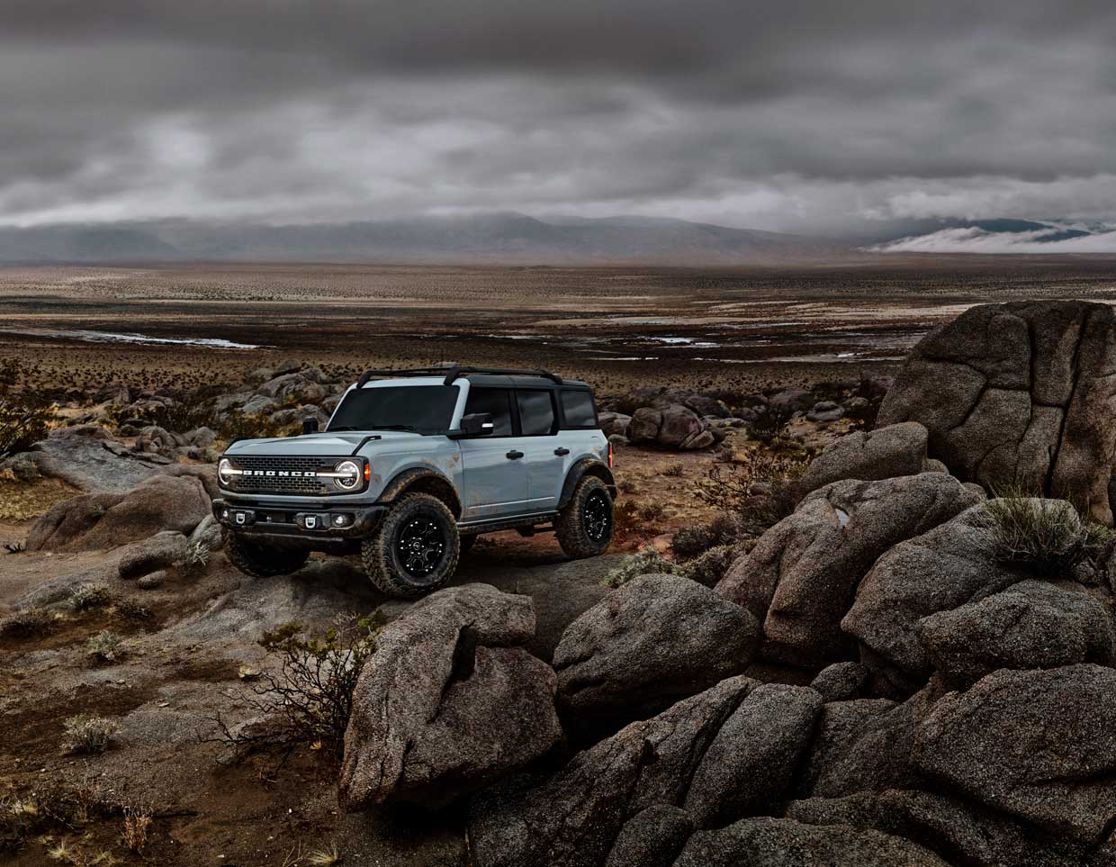 Ford Bronco with Manual and Sasquatch Package Confirmed