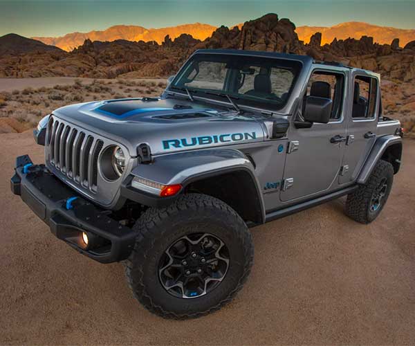 Jeep Wrangler 4xe Is a Plug-in Hybrid Off-Roader