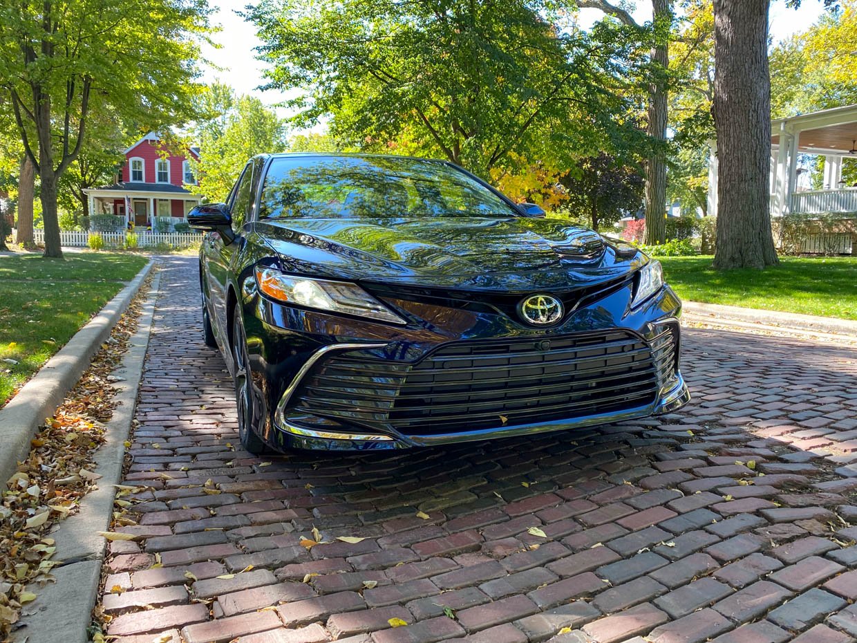 2021 Toyota Camry XLE AWD Review: Smooth Riding, Daily Driving Goodness