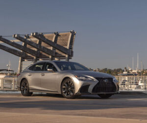2021 Lexus LS 500 and Hybrid 500h Get Even More Comfortable