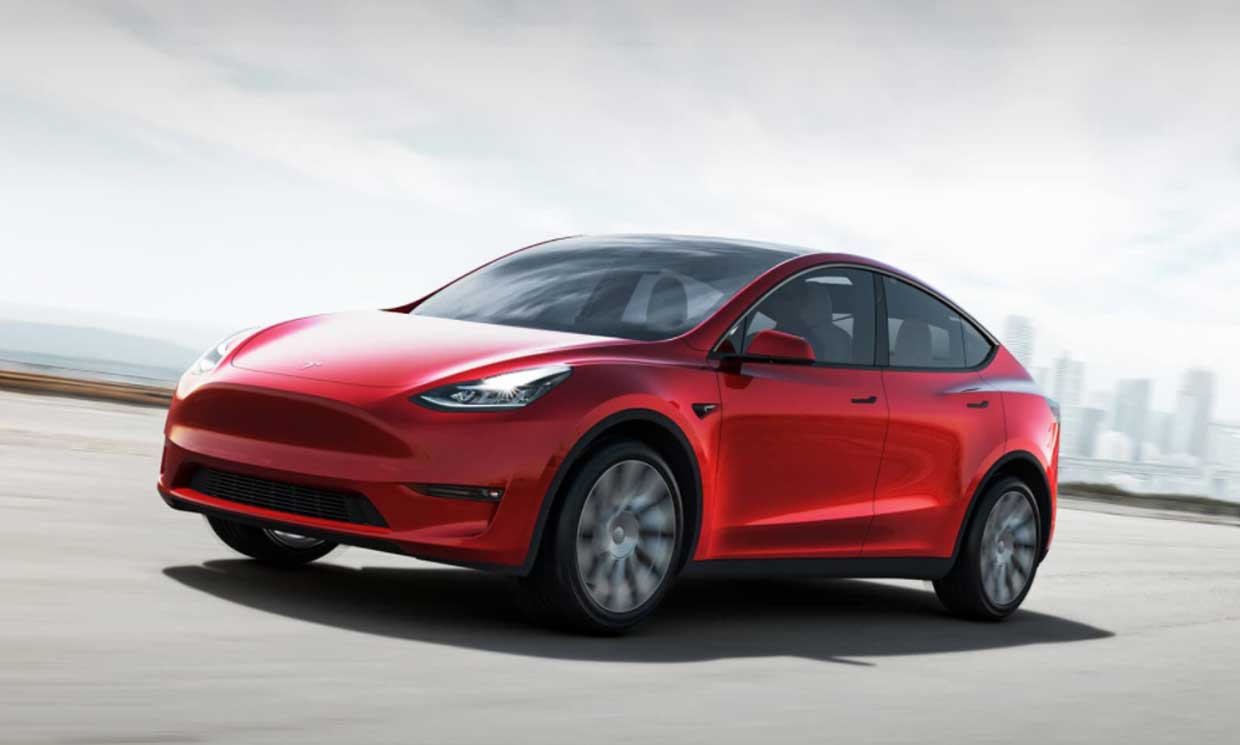 Less Expensive Rear-Wheel Drive Tesla Model Y Standard Range EV Debuts