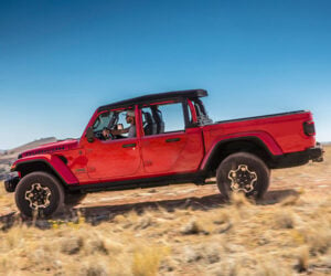 Jeep Gladiator Dual-Door Option Brings Half Doors to Jeep’s Truck